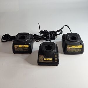 Dewalt DW9107 & DW9118 Battery Charger LOT 3